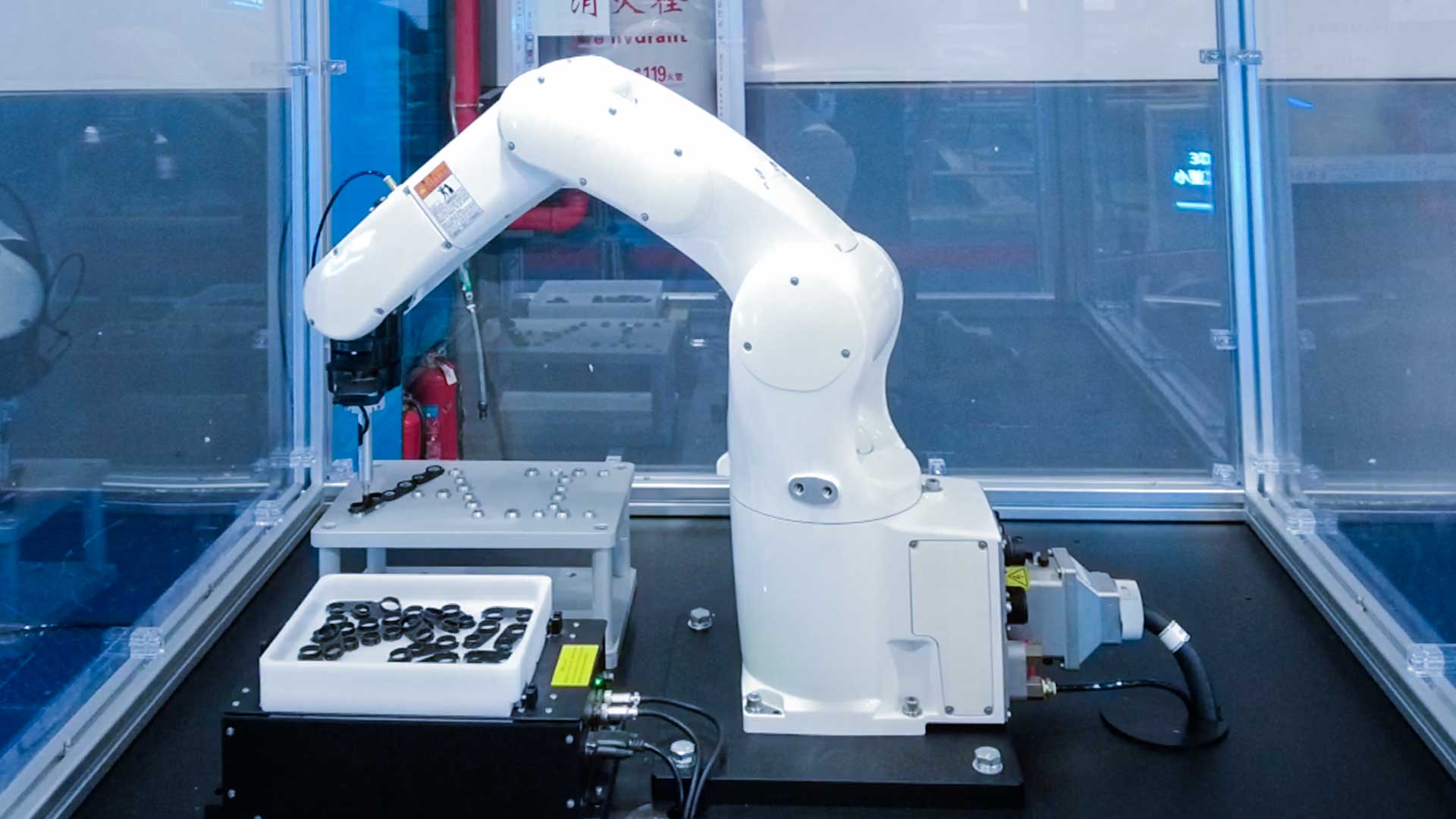 智能机器人应用-3D视觉引导小型工件抓取上料