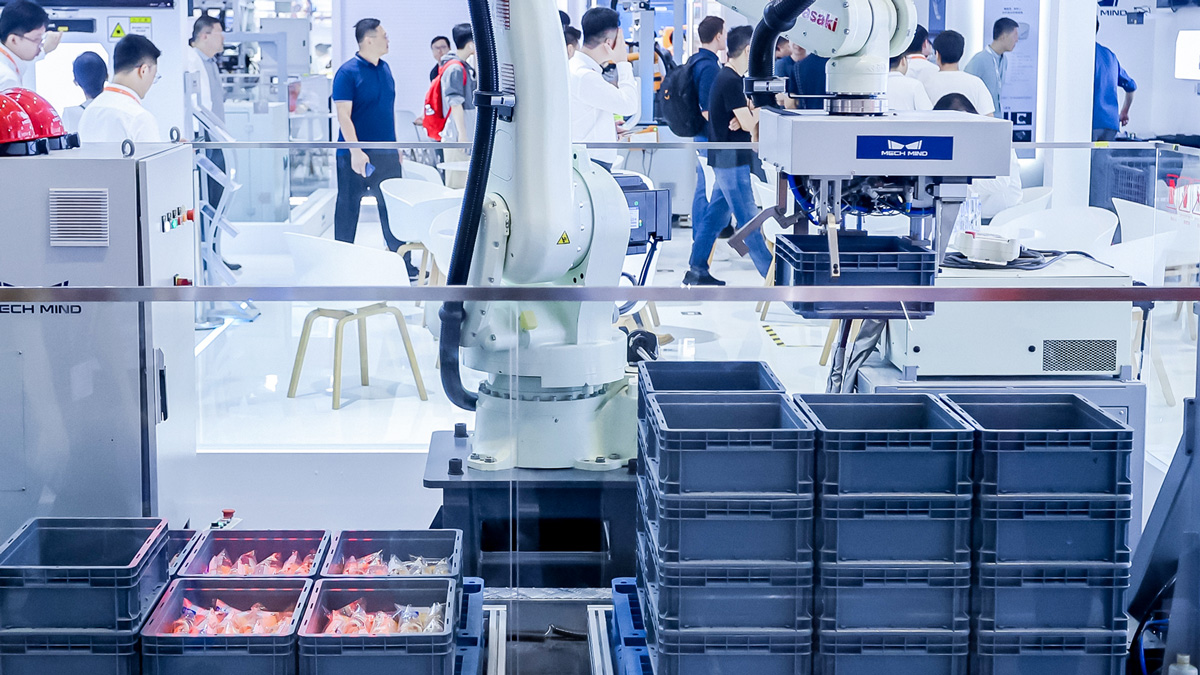 智能机器人应用-3D视觉引导紧密嵌合周转箱拆码垛