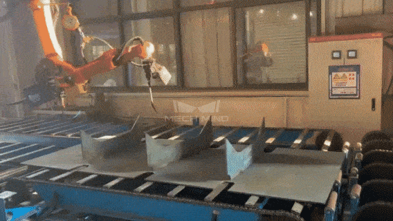 为免示教智能焊接装上“慧眼”,Mech-Eye Welding焊接专用3D相机部署超千台