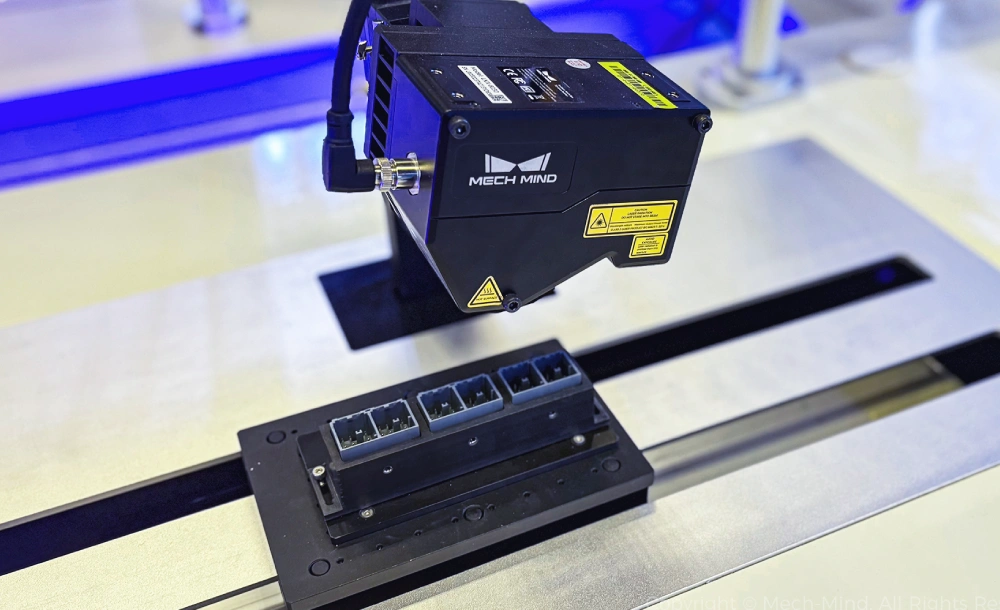 快速全检、软硬一体、便捷交付——梅卡曼德3D线激光技术+AI测量软件赋能汽车连接器Pin针精密测量