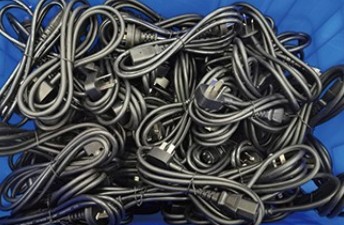 AI+机器人解锁新场景，梅卡曼德线束抓取方案发布