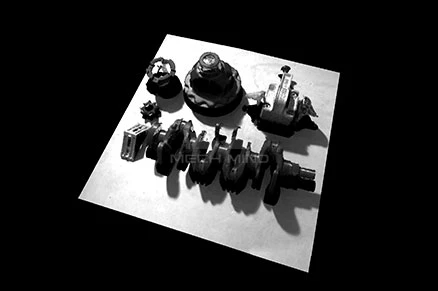 形状不同的金属件